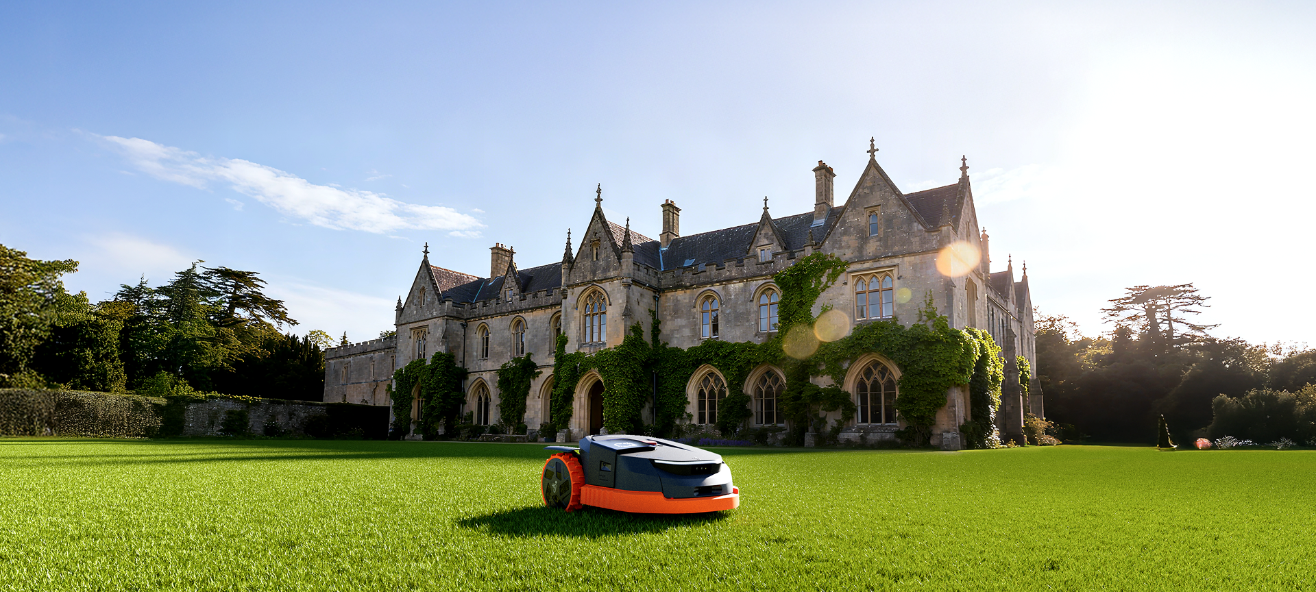 [Everything explained] How do robotic lawnmowers without boundary wires work?