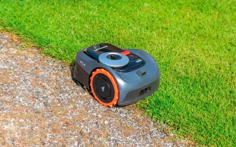 Electric Lawn Mower vs. Gas Lawn Mower: Which Is Better?